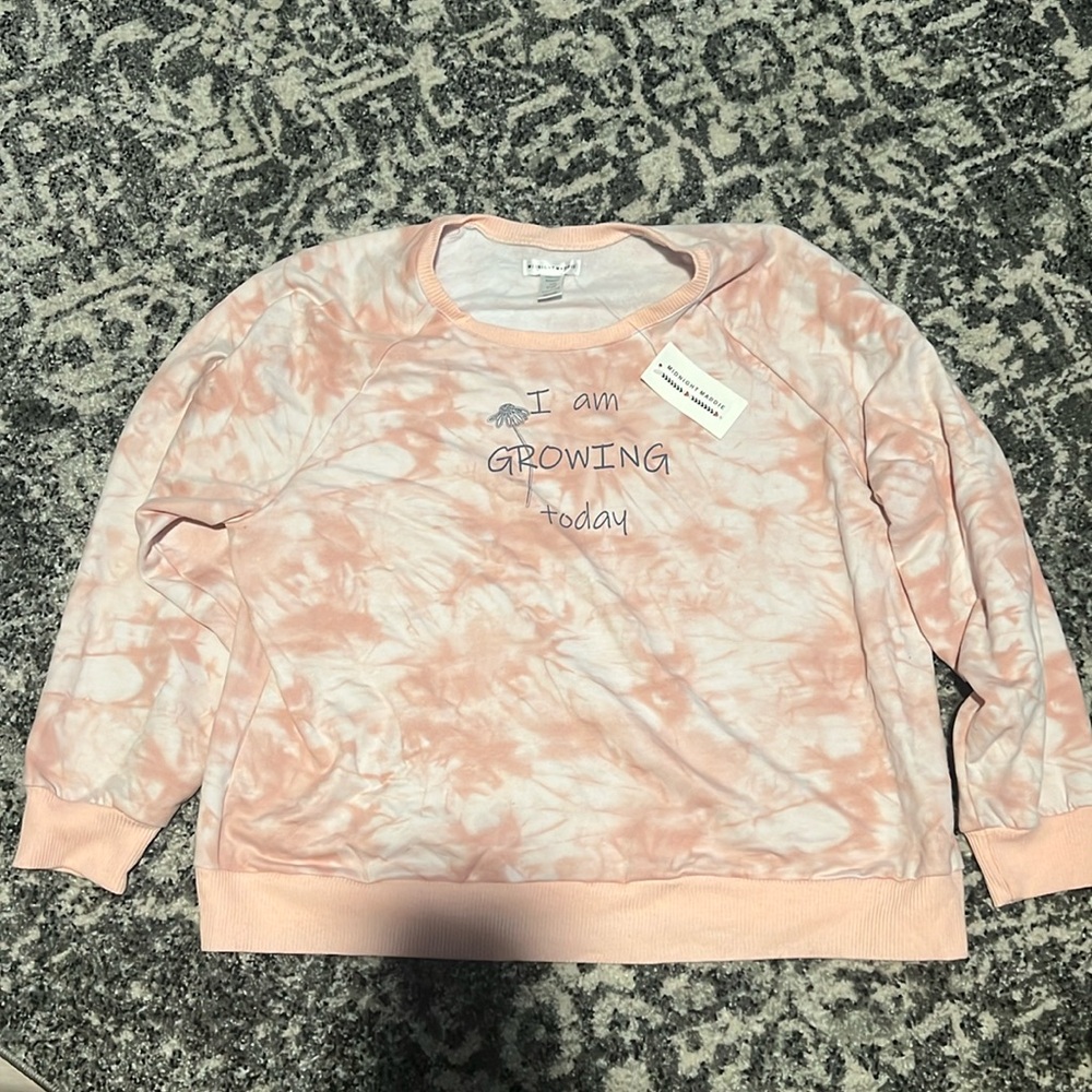 BNWT Midnight Maddie Tie Dye sweatshirt
